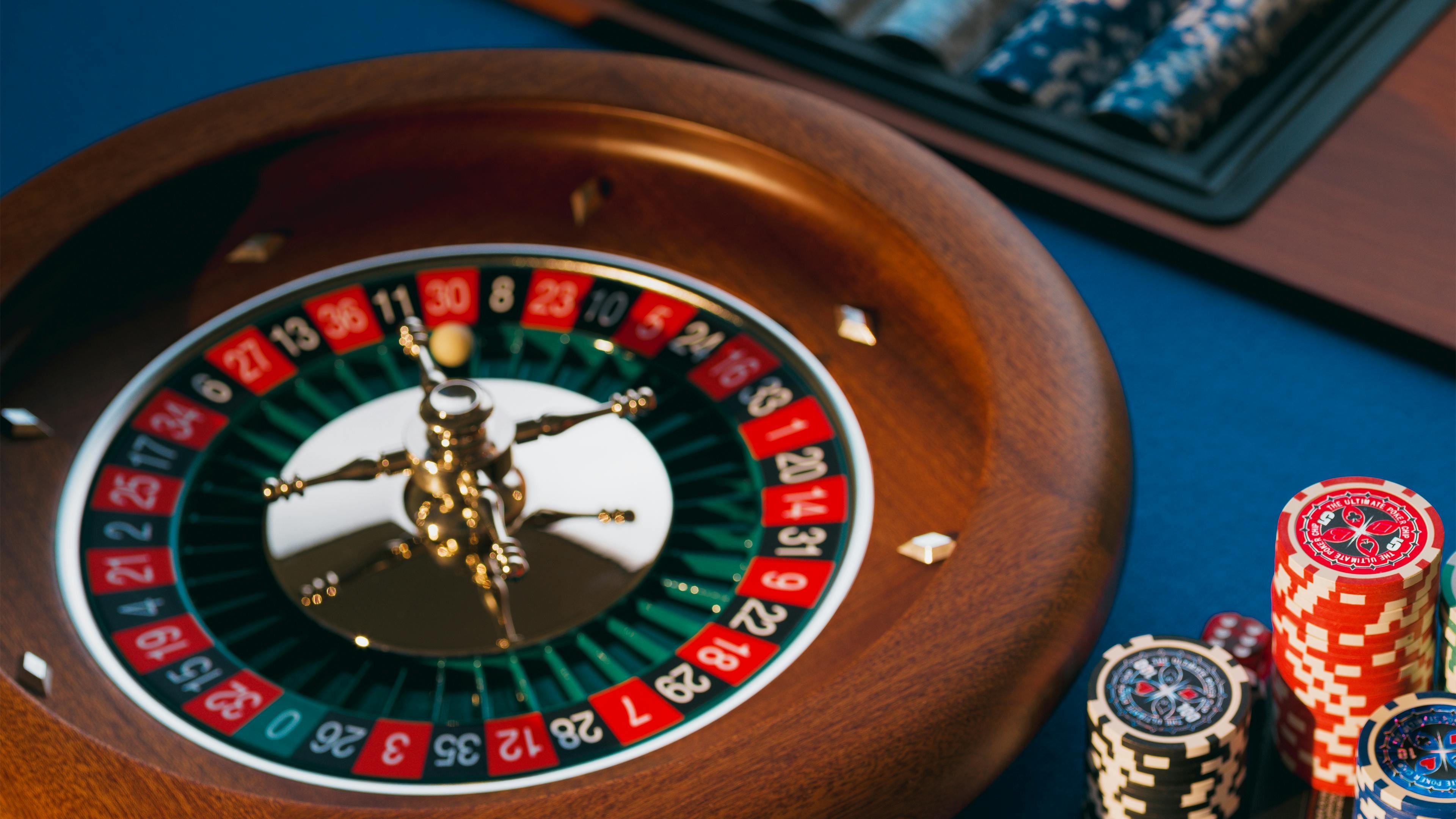 Taruhan olahraga dan kasino langsung tersedia lengkap di foxibet